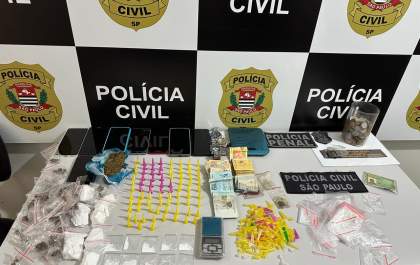 Polícia Civil prende 3 em operação contra o tráfico de drogas em Valparaíso