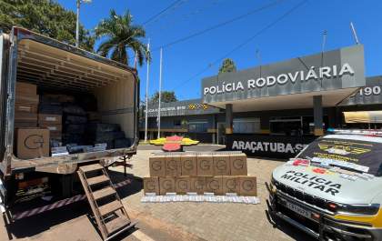 TOR prende caminhoneiro transportando cigarros e medicamentos importados irregularmente