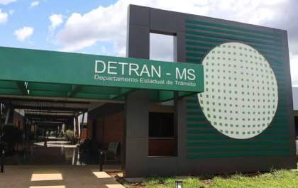 Detran-MS publica novas suspensões e cassações de CNH