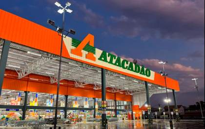 Carrefour negocia venda de 22 imóveis do Atacadão
