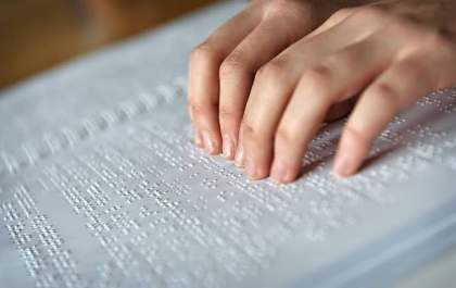 ALEMS recebe projeto para ampliar inclusão pelo Braille