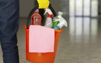 Anvisa proíbe produtos de limpeza e manda recolher itens