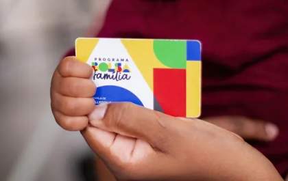 Governo desmente cortes no Bolsa Família e fim da escala 6x1