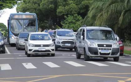 Donos de veículos final 0 devem regularizar licenciamento