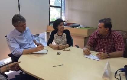 Márcia Moura e Eduardo tratam de questões ambientais com Jaime Verruck