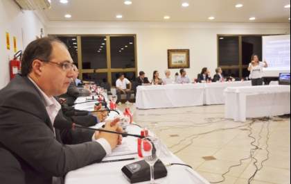 OAB debate reforma política e transparência pública durante encontro em TL