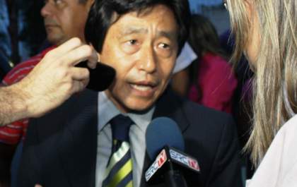 Jamil fala durante manifestação