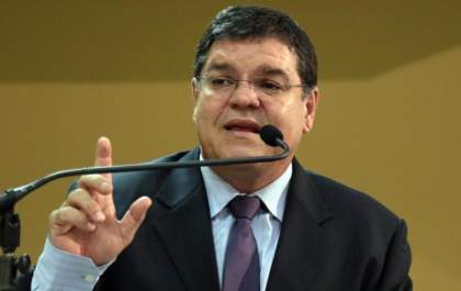Bernal exonera comissionados e escolhe Paulo Pedra para secretário de governo