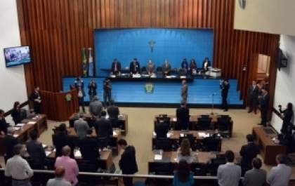 Deputados vão realizar audiência sobre serviço de taxi em MS