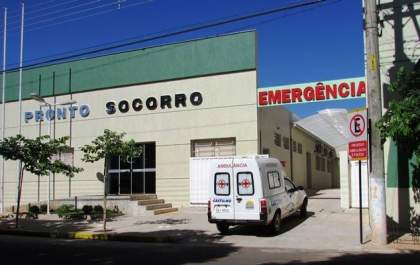 Corrente de oração por criança é montada após queda de portão