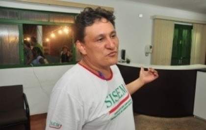 Bernal ignora lei do reajuste salarial e servidores vão fazer novos protestos