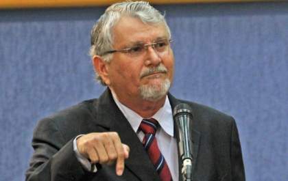 'Não levo desaforo pra casa', diz Zeca sobre vídeo em que ameaça manifestanteGravação foi feita no aeroporto de Campo Grande