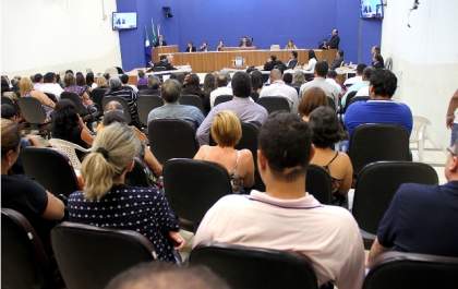 Câmara aprova projetos que beneficiam gestantes e doentes renais