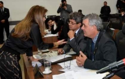 Deputados apresentam projetos para apoiar combate a dengue em MS