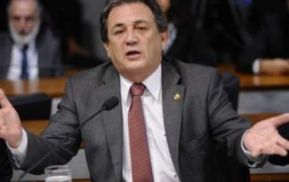 Projeto de lei no Senado propõe que preso pague por período de detenção