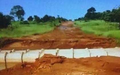 Rompimento das linhas de tubo são os principais problemas nas estradas da região