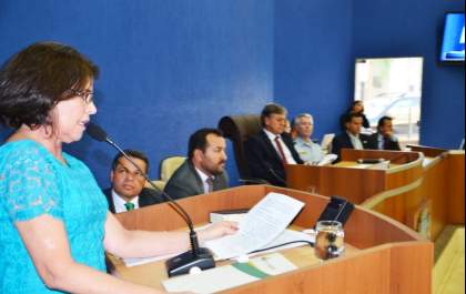 Na reabertura dos trabalhos legislativos, prefeita anuncia diversos investimentos