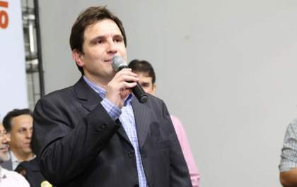 Maurício Carneiro pede informação sobre responsabilidade por danos das obras do Pac 2