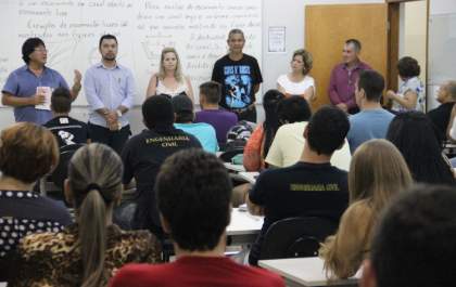 Governo de Andradina realiza palestras sobre combate ao Aedes no “Dia Z” para universitários