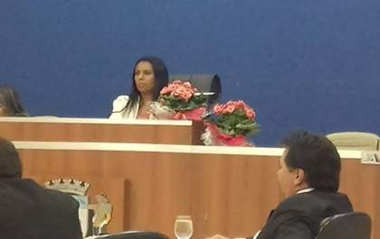Sirlene da Saúde deve trocar o PROS pelo PTdoB e Idevaldo pode assumir o PTB