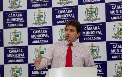Maurício Carneiro alerta para 