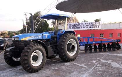 Murutinga do Sul faz entrega de mais uma patrulha mecanizada