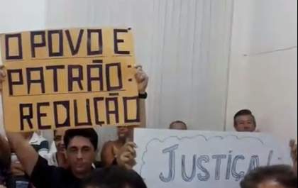 Câmara Municipal de Tupi Paulista rejeita redução de salários de políticos