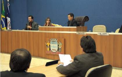 Aprovado 9,38% de reajuste para servidor municipal