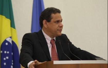 “Nomes de candidatos deverão ser definidos em 2014”, diz vereador