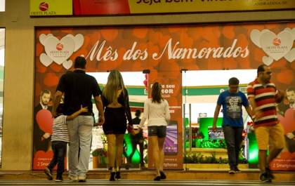 Mês dos Namorados é no Oeste Plaza Shopping