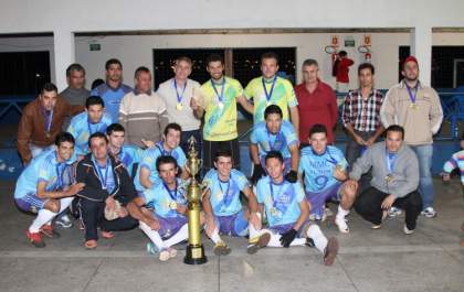 Prefeito Brasilândia prestigia final do Campeonato de Futebol no clube União