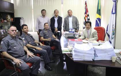 Jamil recebe visita do novo comandante do 28º BPMI que apresenta projeto Mediação de Conflito