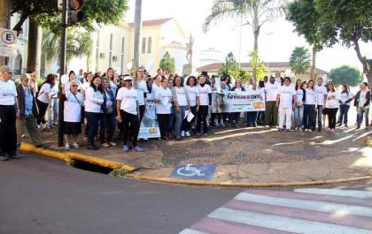 Governo de Andradina realiza caminhada de conscientização sobre violência contra a pessoa idosa