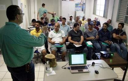 Governo de Andradina está com inscrições para Curso de Podadores de Árvores
