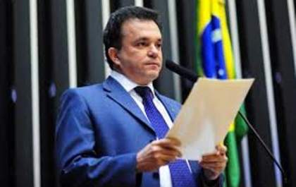 Janot pede ao Supremo que receba denúncia contra Vander Loubet