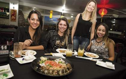 Revista Fala!, Uma noite com as meninas