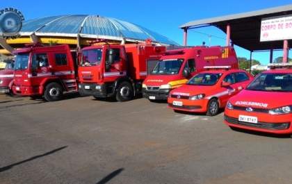 Por telefone, bombeiro salva criança engasgada