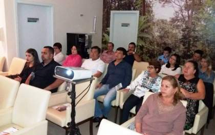 Instituto da Visão de Andradina oferece palestra de mídias sociais para óticas