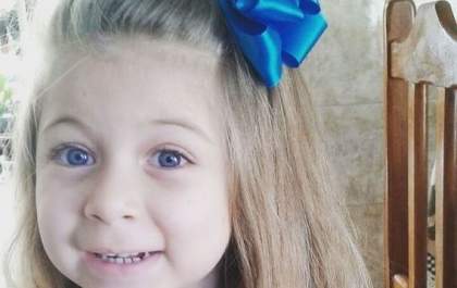 Menina de 3 anos espera por doador de medula