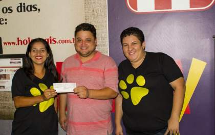 APAAR recebe doação de R$ 1 mil de promotores da 1ª LIQUIMANIA