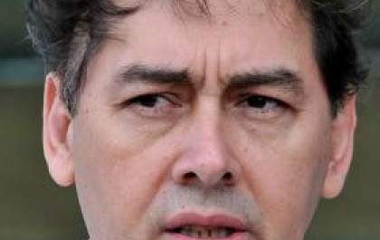 Bernal fracassa em ação judicial contra Giroto