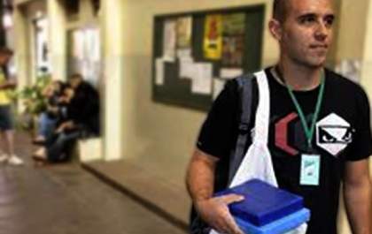 Professor da FEA apresenta lista com nomes de produtos alternativos para acabar com escorpiões