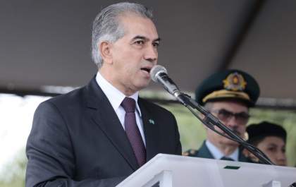 Governo do Estado vai cortar comissionados