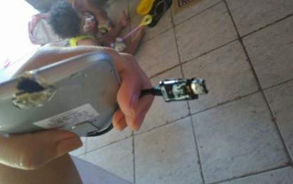 “Temos uma bomba o tempo todo”, afirma professora sobre celular