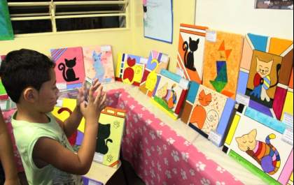 Projeto de pinturas em telas de alunos do Governo de Andradina atrai grande público