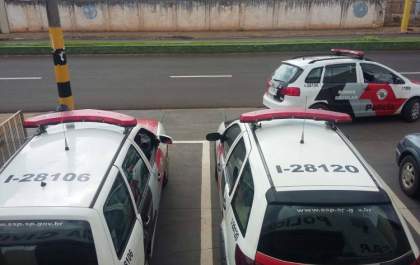 Homem tem casa invadida e é baleado por seis vezes