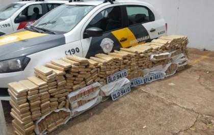 Quase 500 kg de maconha são apreendidos em “Siena” com homem de 35 anos