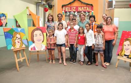Mostra de artes e apresentações artísticas da rede municipal encantam famílias