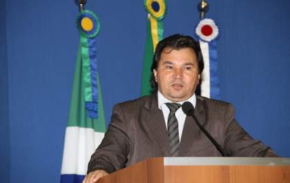 Vereador Idevaldo requer mais vagas de qualificação à Petrobras