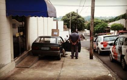 Motorista passa mal e carro atropela 3 pessoas em Votuporanga